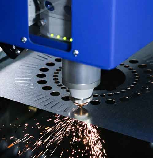 Plasma Cutting vs Laser Cutting: Which is the Better Cutting Procedure?